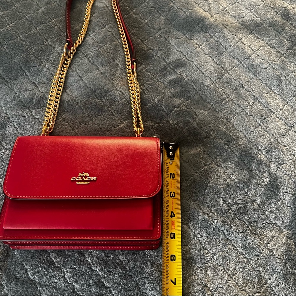 NWT Coach Cherry Red Crossbody Mini Bag Gold heardwear - Picture 7 of 12
